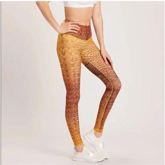 NWOT Niyama Sol Gold Croc High Waisted Barefoot Leggings Sz XS - Picture 2 of 7
